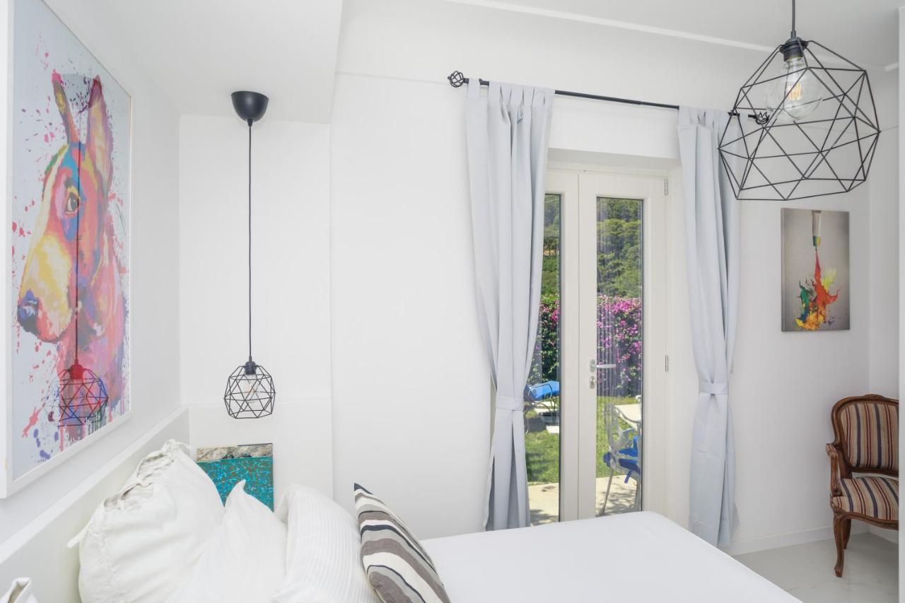 Juniorsuiteb&B Capri Eksteriør billede